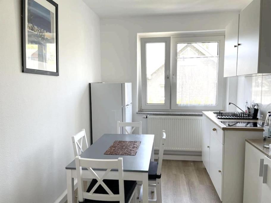 Duesseldorf Messe And Airport, 2-Bedroom Apartment With Kitchen And Garden 杜伊斯堡 外观 照片