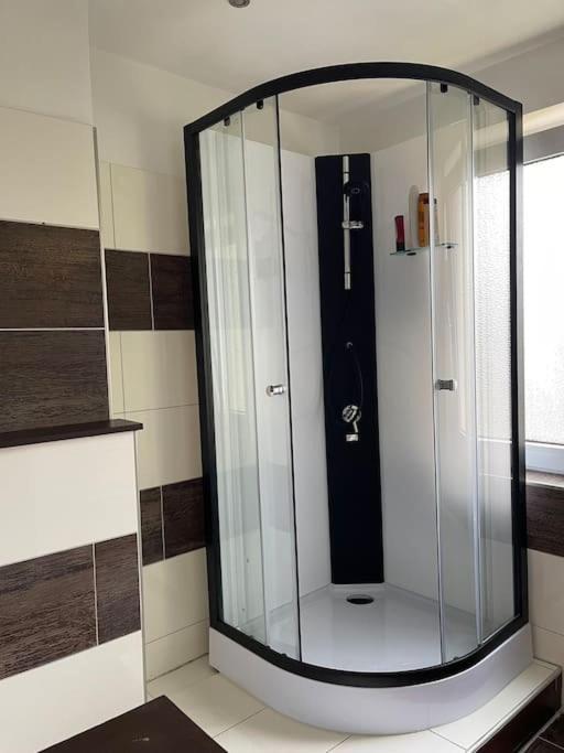 Duesseldorf Messe And Airport, 2-Bedroom Apartment With Kitchen And Garden 杜伊斯堡 外观 照片